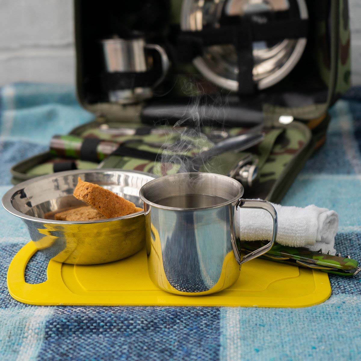 Stainless Steel Picnic Set in Camo Bag for Two Persons